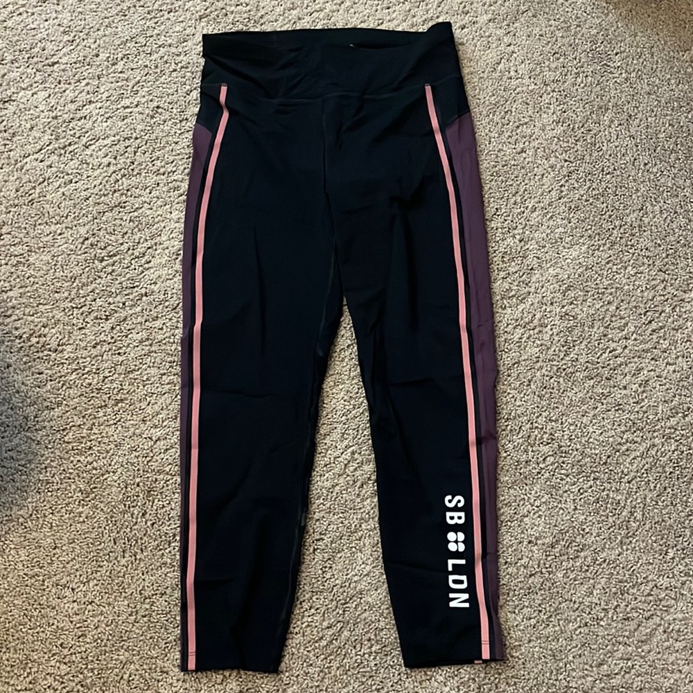Brand new 7/8 crop Sweaty Betty work out pant!